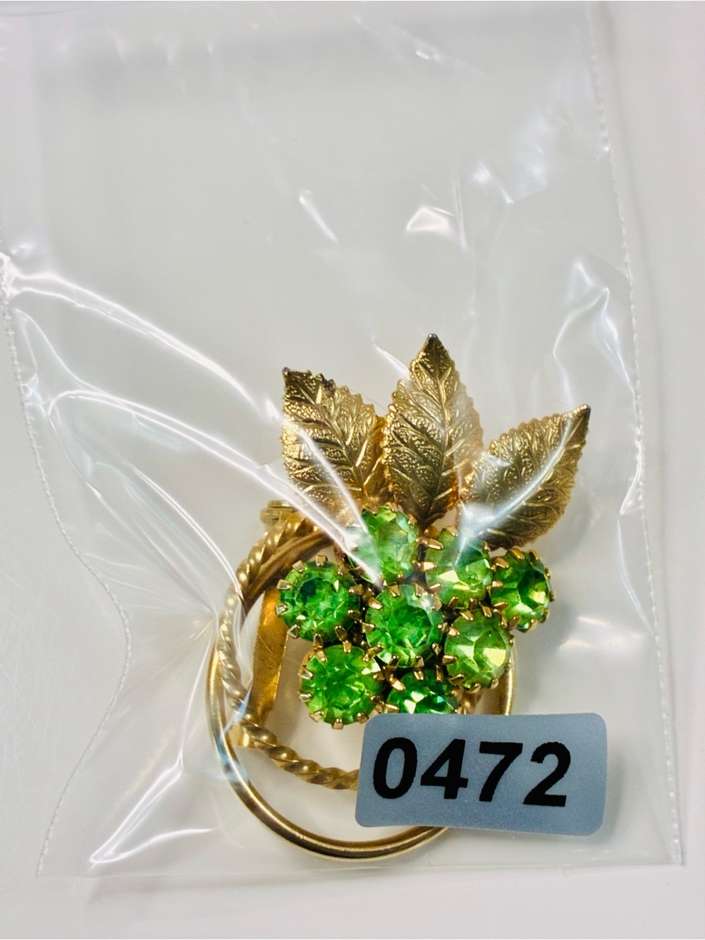 Gold-Tone Leaf Brooch with Bright Green Stones VTG Retro - Picture 8 of 8
